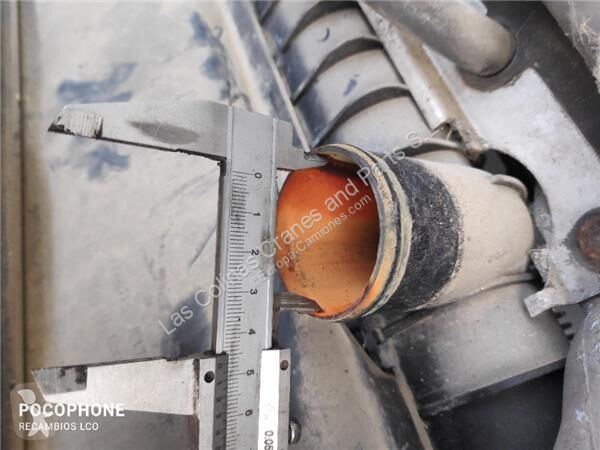 قطع غيار الآليات الثقيلة Renault Radiateur de...