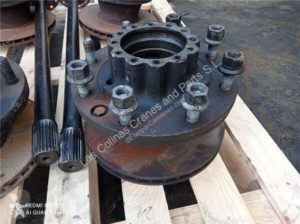 قطع غيار الآليات الثقيلة Iveco Moyeu 7173696...