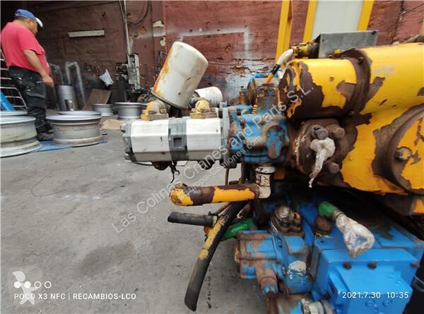 قطع غيار الآليات الثقيلة Luna Pompe hydraulique...