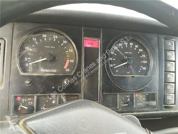 Piese camioane Nissan Tableau de bord 5 pour...