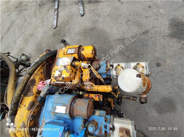 قطع غيار الآليات الثقيلة Luna Pompe hydraulique...