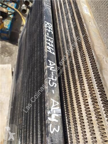 Pièces poids lourds Mercedes Radiateur de...