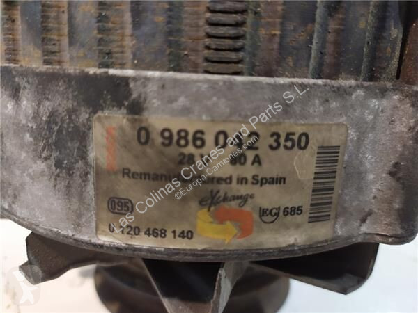 قطع غيار الآليات الثقيلة Renault Générateur 0...