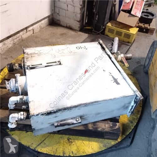 قطع غيار الآليات الثقيلة Renault Réservoir...