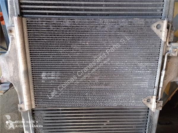 قطع غيار الآليات الثقيلة Iveco Radiateur de...