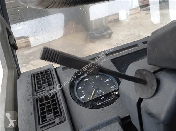 قطع غيار الآليات الثقيلة Renault Commutateur de...