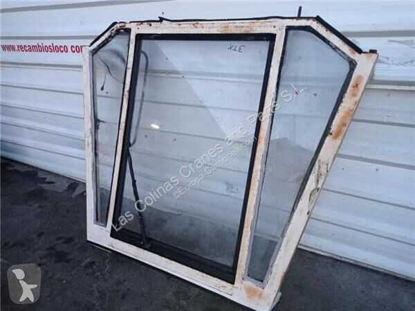 قطع غيار الآليات الثقيلة JCB Lunette arrière...