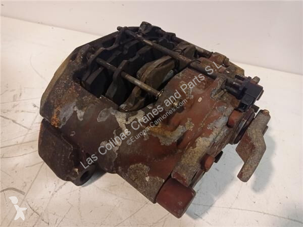 قطع غيار الآليات الثقيلة Renault Étrier de...