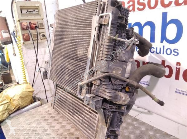 Pièces poids lourds Mercedes Radiateur de...
