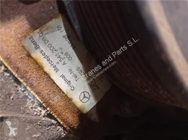 قطع غيار الآليات الثقيلة Mercedes Pompe de...