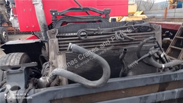 قطع غيار الآليات الثقيلة Iveco Radiateur de...