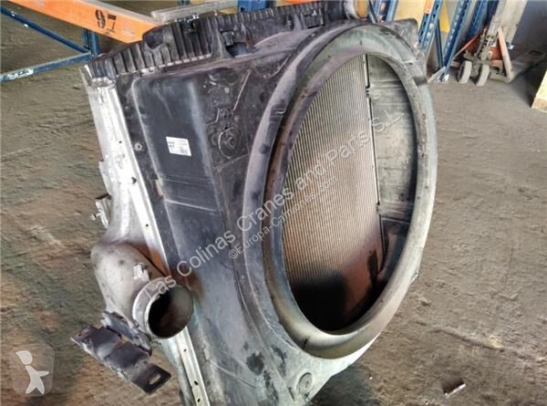 قطع غيار الآليات الثقيلة Iveco Radiateur de...