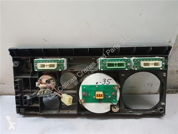 قطع غيار الآليات الثقيلة Iveco Tableau de bord...