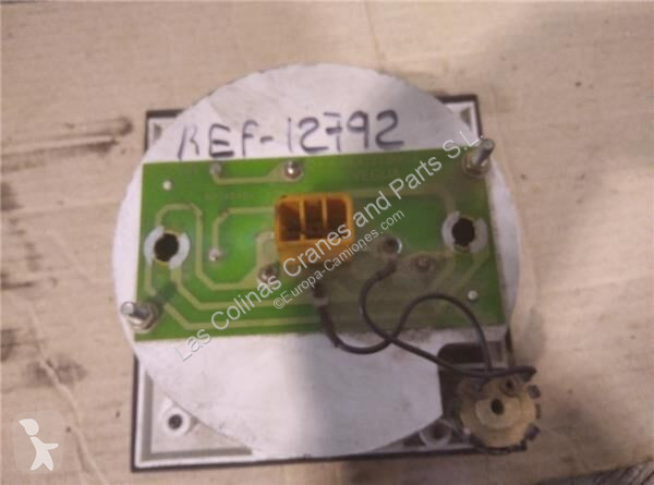قطع غيار الآليات الثقيلة Iveco Tableau de bord...