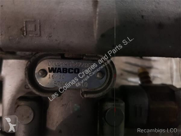 قطع غيار الآليات الثقيلة Mercedes...