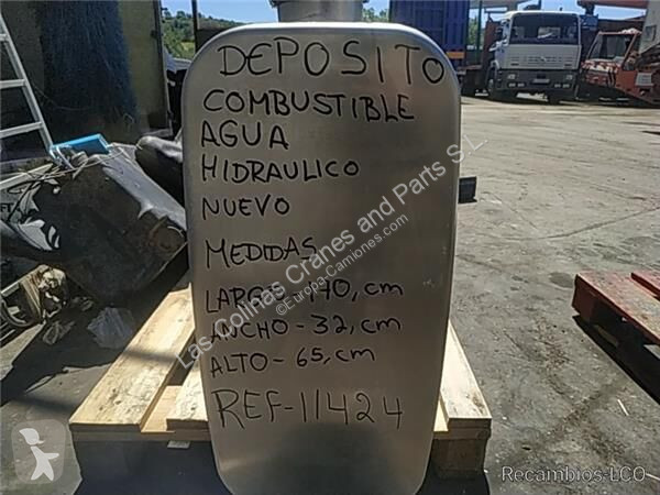Teherautó-alkatrészek  Réservoir de carburant...