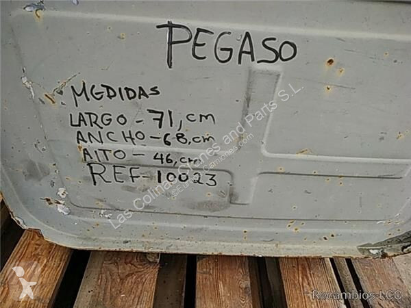 قطع غيار الآليات الثقيلة Pegaso Réservoir de...