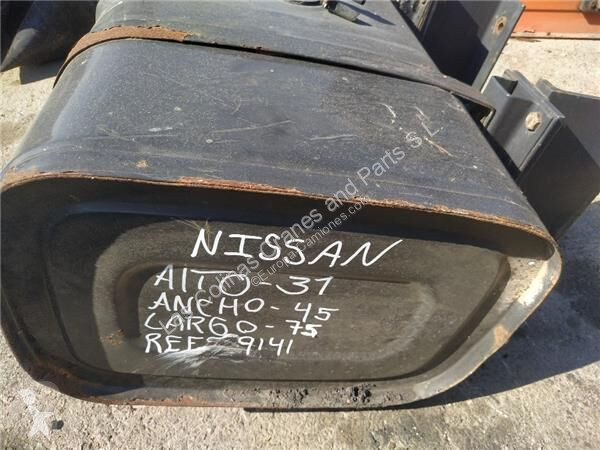 قطع غيار الآليات الثقيلة Nissan Réservoir de...