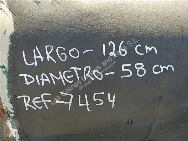 Teherautó-alkatrészek  Réservoir de carburant...