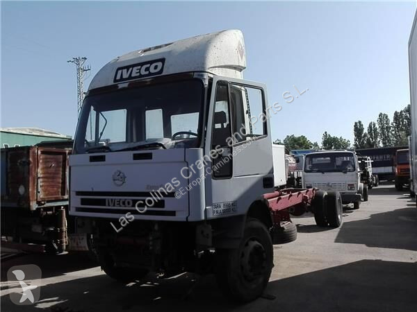 قطع غيار الآليات الثقيلة Iveco Réservoir...