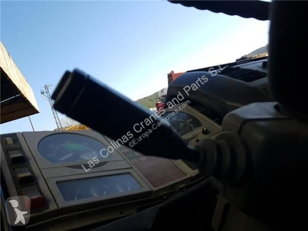 قطع غيار الآليات الثقيلة MAN Commutateur de...