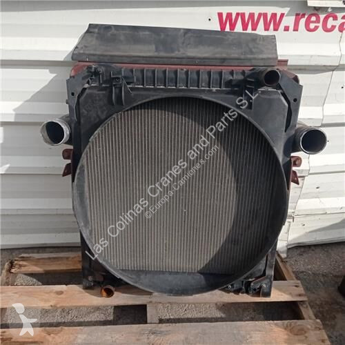 قطع غيار الآليات الثقيلة Iveco Radiateur de...