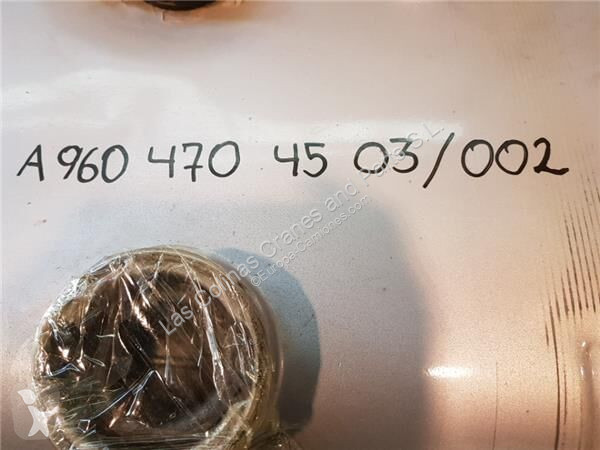 قطع غيار الآليات الثقيلة Mercedes Réservoir de...