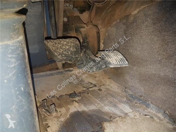 قطع غيار الآليات الثقيلة Mercedes Pédale...