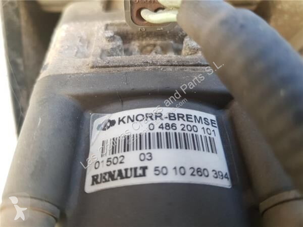 قطع غيار الآليات الثقيلة Renault...