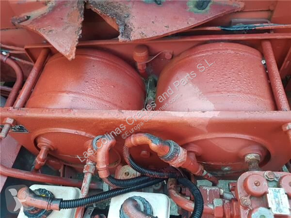 قطع غيار الآليات الثقيلة Renault Réservoir...
