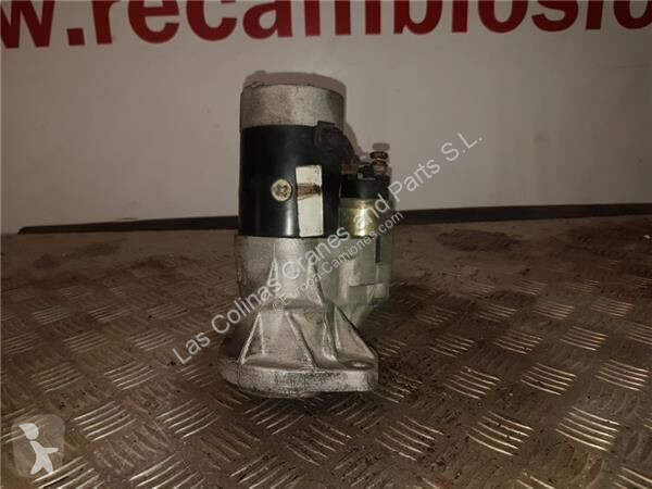 قطع غيار الآليات الثقيلة Nissan oteur pour...
