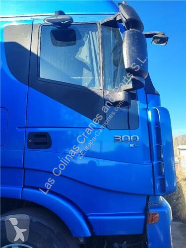 قطع غيار الآليات الثقيلة Iveco Porte 504232501...