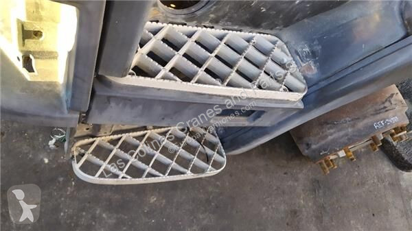 قطع غيار الآليات الثقيلة Scania Marchepied...