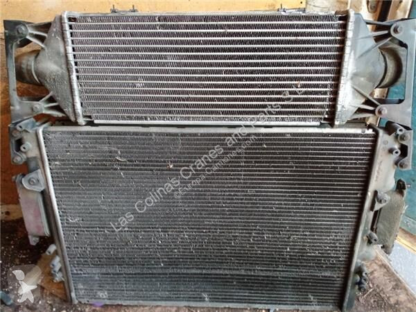 قطع غيار الآليات الثقيلة Iveco Radiateur de...