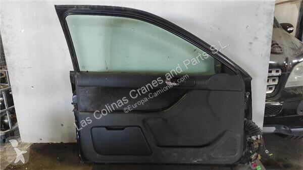 قطع غيار الآليات الثقيلة Audi Porte 8L3831051C...