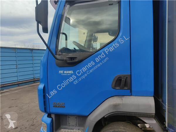 قطع غيار الآليات الثقيلة DAF Cabine 1406152...