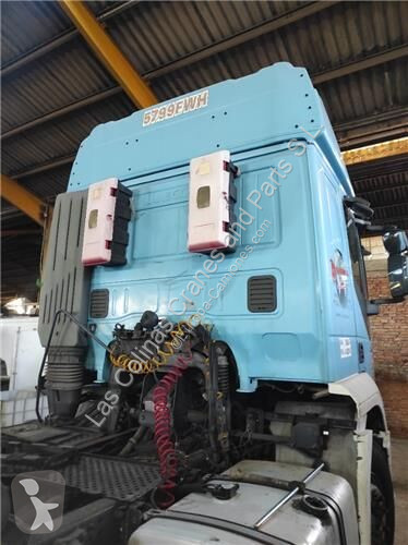 قطع غيار الآليات الثقيلة Iveco Cabine 504270913...