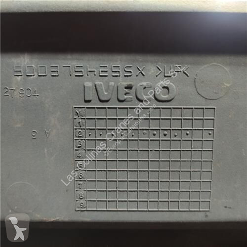 قطع غيار الآليات الثقيلة Iveco Marchepied pour...