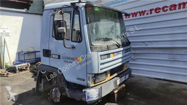 قطع غيار الآليات الثقيلة DAF Cabine pour camion...