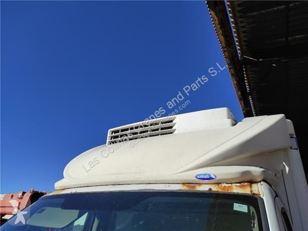 قطع غيار الآليات الثقيلة Mercedes Pare-soleil...