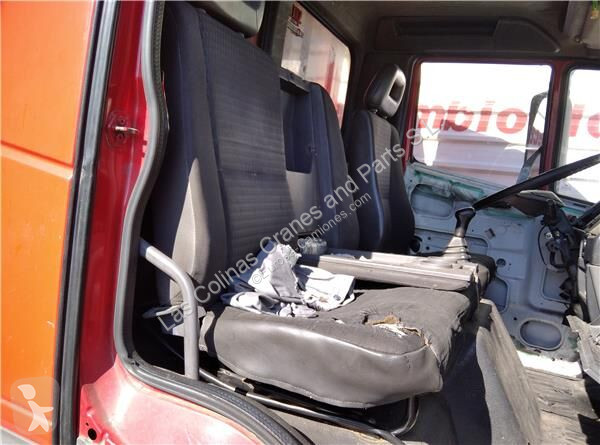قطع غيار الآليات الثقيلة Nissan Cabine pour...