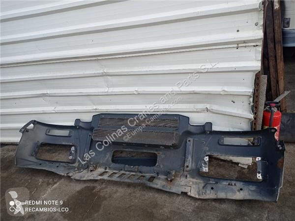 قطع غيار الآليات الثقيلة Iveco Pare-chocs pour...