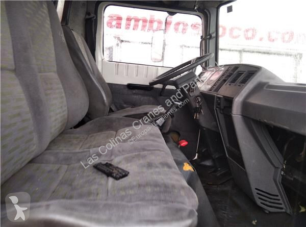 قطع غيار الآليات الثقيلة Nissan Cabine pour...