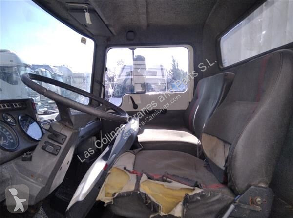 قطع غيار الآليات الثقيلة Nissan Cabine pour...