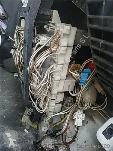 قطع غيار الآليات الثقيلة MAN Boîte à fusibles...