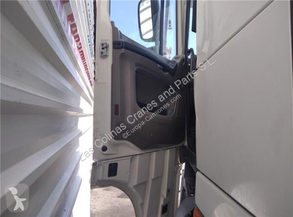 قطع غيار الآليات الثقيلة DAF Porte 1676218 pour...