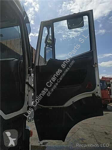 قطع غيار الآليات الثقيلة Iveco Porte 504015937...