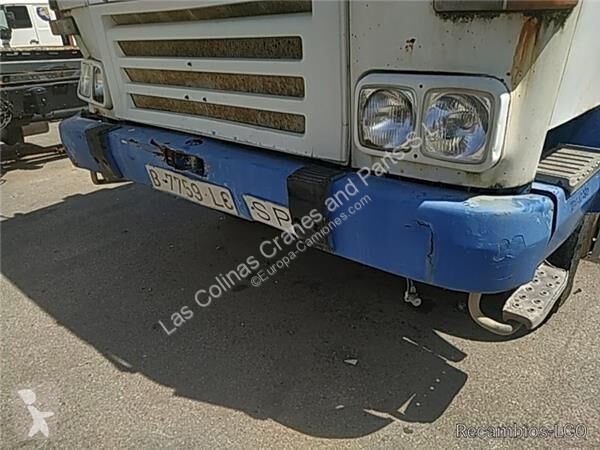 قطع غيار الآليات الثقيلة Pegaso Pare-chocs pour...