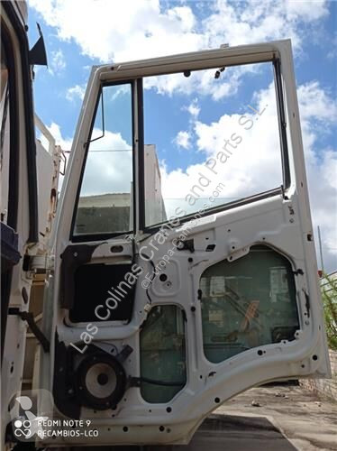 قطع غيار الآليات الثقيلة Iveco Porte pour camion