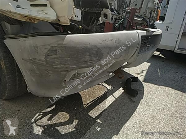 قطع غيار الآليات الثقيلة Iveco Pare-chocs pour...